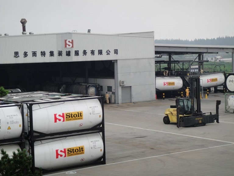 Shanghai Stolt Container Terminal Yard
