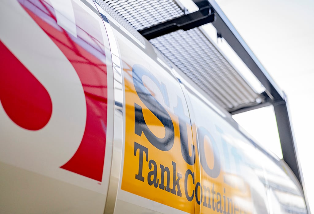 Bulk liquid tank container